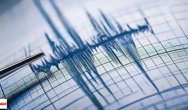 7,7 Büyüklüğünde Deprem Ardından Büyük Sarsıntılar Yaşandı  Tsunami Uyarısı Yapıldı