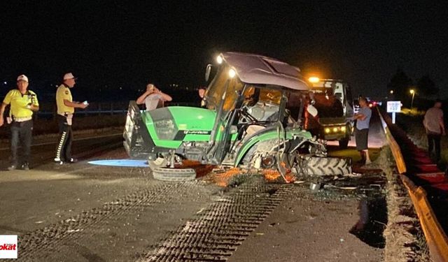Tokat'ta D100 karayolu savaş alanına döndü: Cip ile traktör çarpıştı, 3 yaralı
