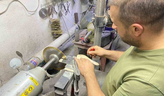 Saç sağlığına faydası saymakla bitmiyor, talep artsa da ustası bulunamıyor