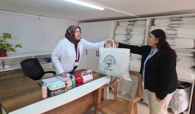 Üniversite öğrencilerine ücretsiz çamaşır yıkama hizmeti