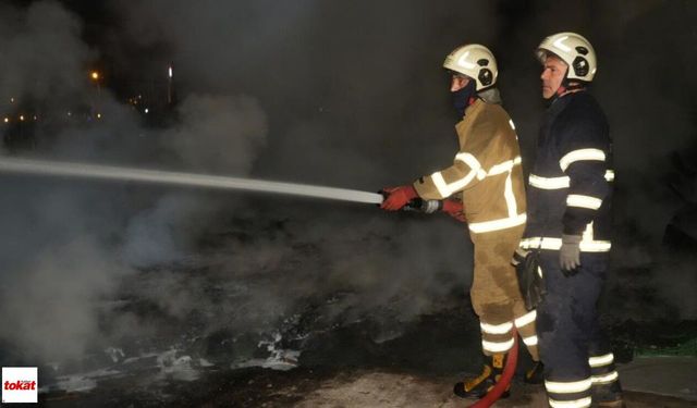 Plastik kasalar alev aldı, sebze halinde korku dolu anlar yaşandı