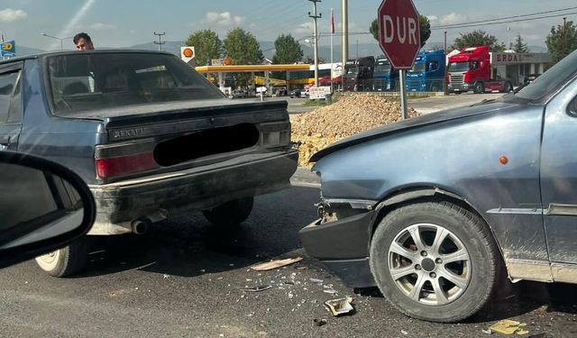 Niksar'da Kazaların Ardı Arkası Kesilmiyor Aynı Bölgede Hemen Hergün Meydana Geliyor Yetkililerden Acil Çözüm Bekleniyor