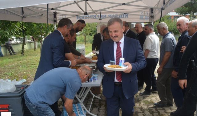 Niksar’da Ahilik Haftası 400 Kişilik Ahilik Pilavı İkramıyla Tamamlandı