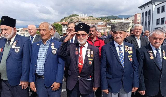 Niksar'da 19 Eylül Gaziler Günü törenle kutlandı