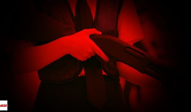 Okulda Korkutan Anlar: Kız Öğrenci Pompalı Tüfekle Geldi