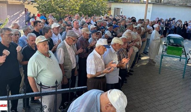 Sanat dünyasının acı kaybı: Usta oyuncu köy mezarlığında defnedildi