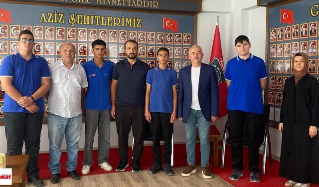 Tokatlı Öğrenciler Gazileri Unutmadı: Dua Edip Sohbet Ettiler