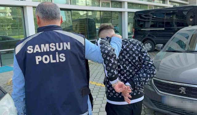 Kız meselesi yüzünden 2 kişiyi bıçakladı