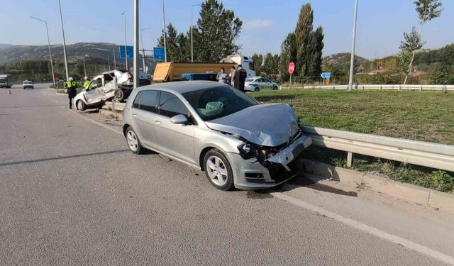 Tokat'ta Almus Kavşağında Kaza, Yaralılar Var