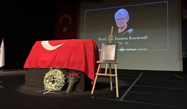 Prof. Dr. İoanna Kuçuradi İçin Tören