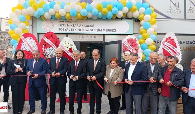 Niksar’da Eğitim Dünyasına Yeni Soluk Niksar Akademi Açılış Programı Gerçekleşti