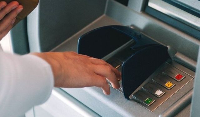 Bankaların Limitleri Değişti 50 Bin Lirayı Tek Seferde Verecek
