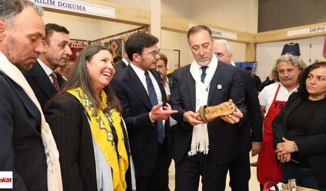 Tokat Tanıtım Günleri'nde Dikkat Çeken Buluşma! Yazıcıoğlu ve Yılmaz Bir Araya Geldi
