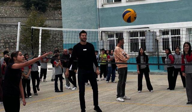 Emre Batur’dan Tokat’ta Voleybol Akademisi Hamlesi