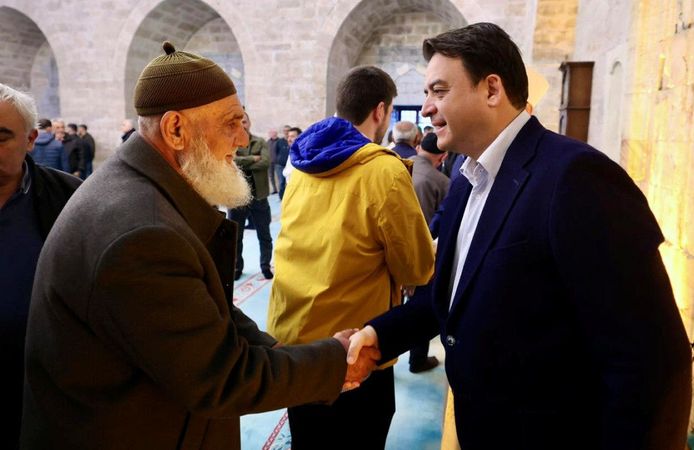 Tokat Valisi Köklü, 1 Ekim'de Yaşlıları Unutmadı