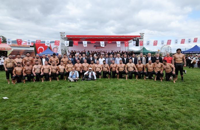Tokat'ta başpehlivanlığı Erkan Taş kazandı