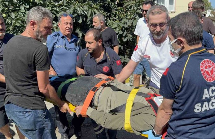 Motosiklet ile otomobil çalışması sonucu 2 kişi yaralandı