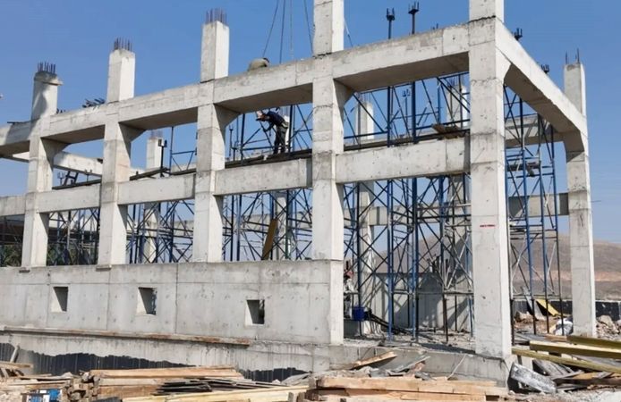 5 İlçeye Kesintisiz Su Sağlayacak 1.200 Ve 800 Milimetrelik Çelik Borular Döşeniyor 24 Kilometresi Tamamlandı