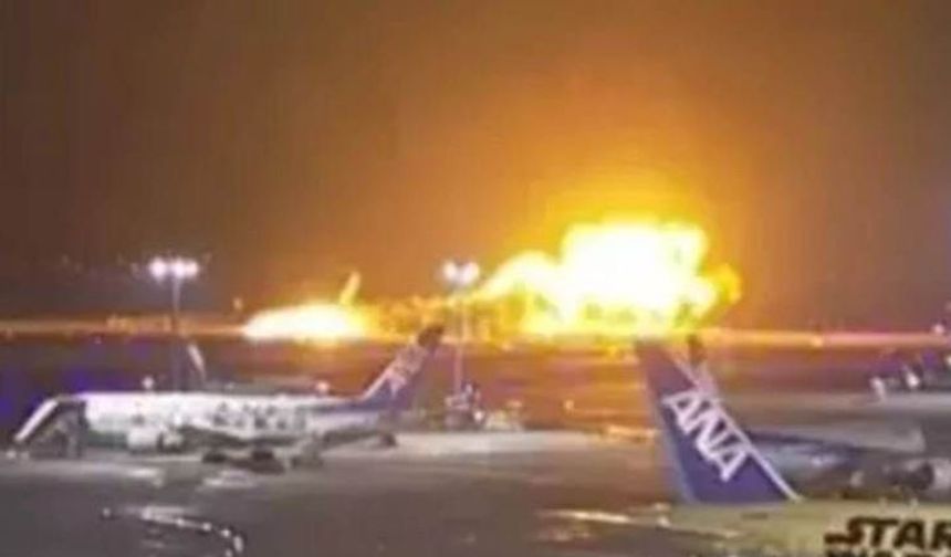 Tokyo'da Havalimanı Faciası: İki Uçak Çarpıştı, Alevler Yükseldi