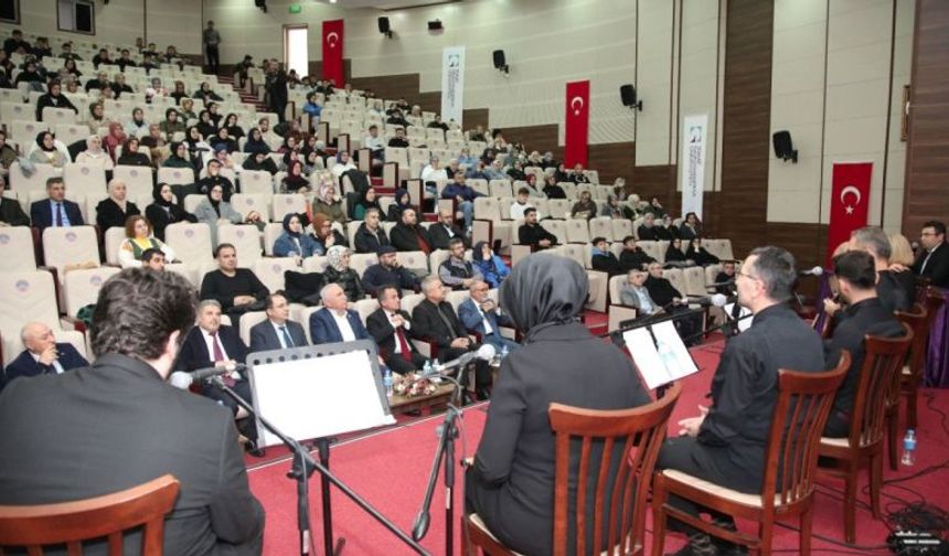 Mehmet Akif Ersoy Tokat'ta anıldı