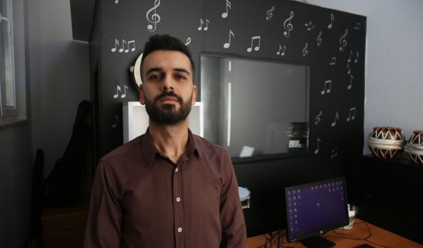 Tokat'ta eski eşyalardan müzik stüdyosu kurdu