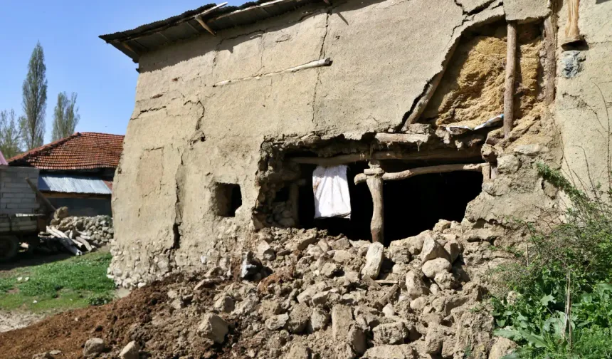 Okullarımızda, kamu hizmet binalarında herhangi bir hasarımız yok