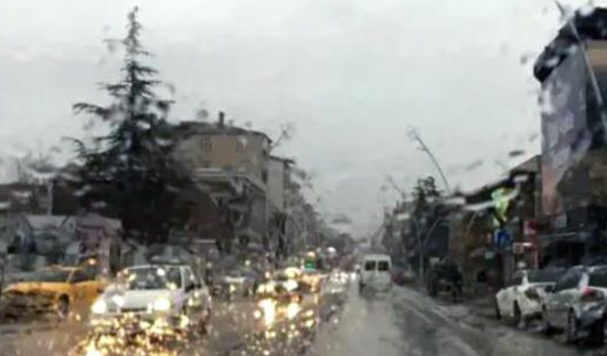 Çok Şiddetli ve Birden Dakikalarca Yağacak, Üstelik Tokat'ı Vuracak!