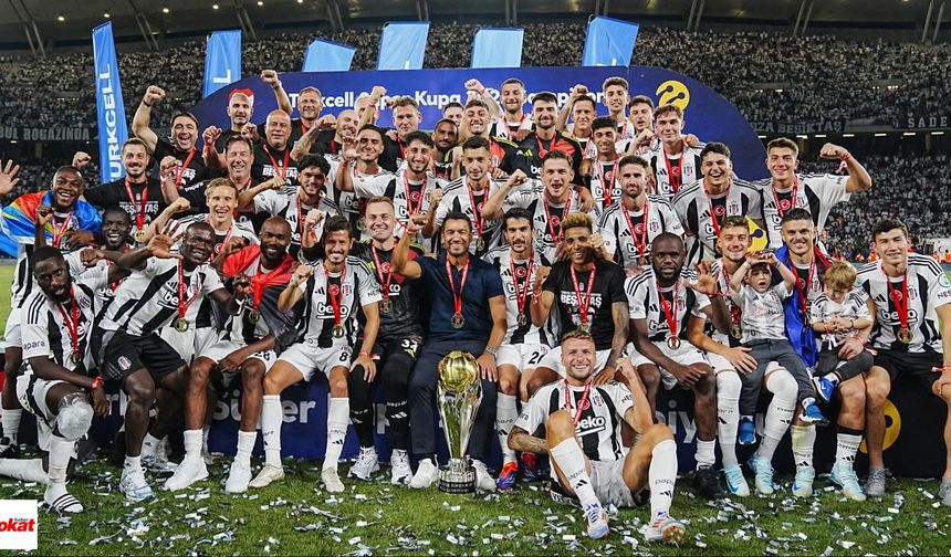 Paulista ve Uduokhai'nin sakatlıkları sonrası Beşiktaş'ta Hatayspor maçında savunma hattında Emirhan Topçu ve Tayyip Talha görev yapacak. Genç savunmacıların, önemli bir maçta büyük sorumluluk alması bekleniyor.