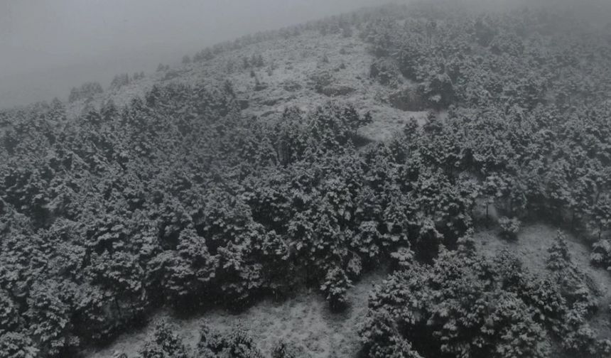 Kar yağışı havadan görüntülendi, Tokat'a doğru geliyor