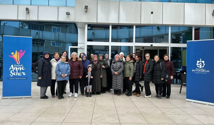 Kocaeli'nde Kadınlara Özel "Sağlıklı Yaş Alma ve Su Egzersizi" Programı Başarıyla Tamamlandı