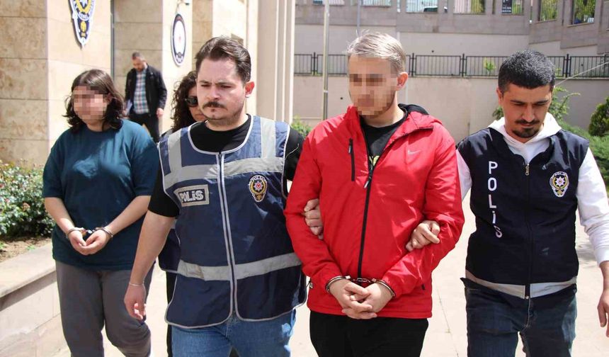 Altın Kasasını Ev Anahtarıyla Açtılar: Dede Soygununda Şok Eden Aile İhaneti!"