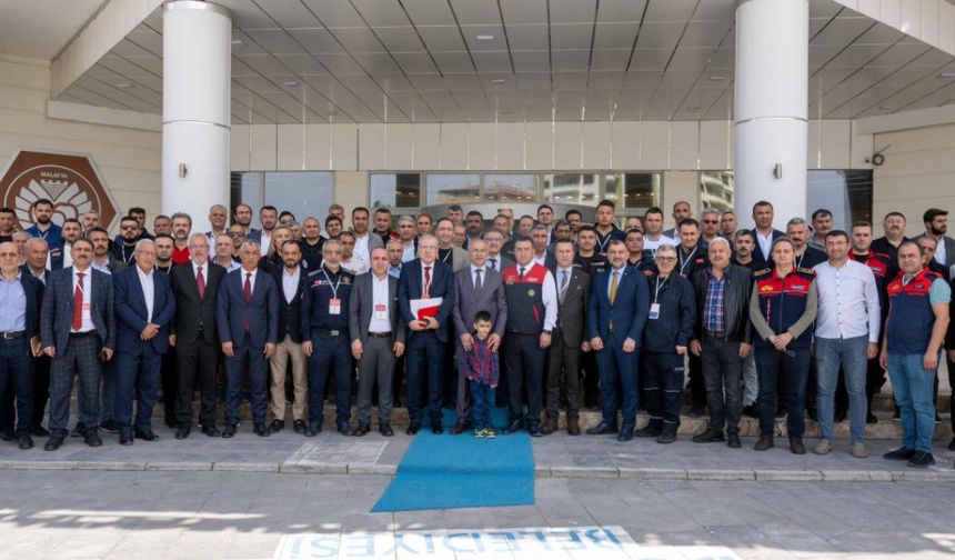 Malatya'da İtfaiye Zirvesi: Tokat Ekipleri de Kahramanlar Arasında Yer Aldı