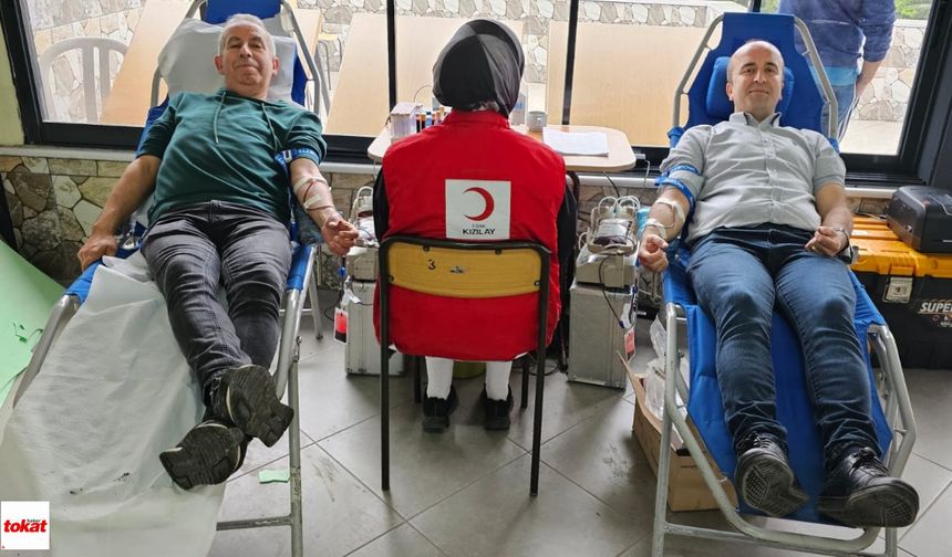 Öğretmenlerden örnek dayanışma: Kan, hayat kurtarır!
