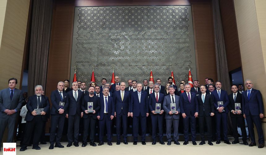 Anadolu Medya Ödülleri 10. Yılında Sahiplerini Buldu: Tokat’tan Hüseyin Kömür de Katıldı