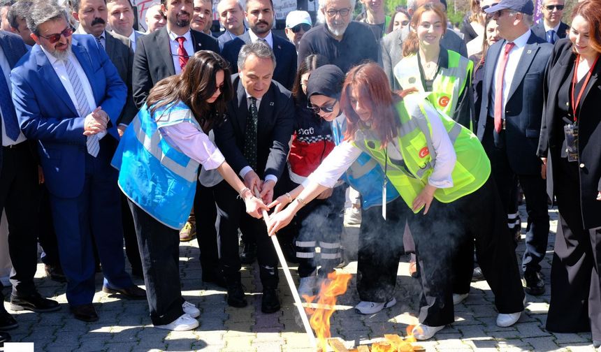 TOGÜ’de Bahar Rüzgarı Esti: Festival Korteji ve Hıdırellez Ateşiyle Renkli Başlangıç
