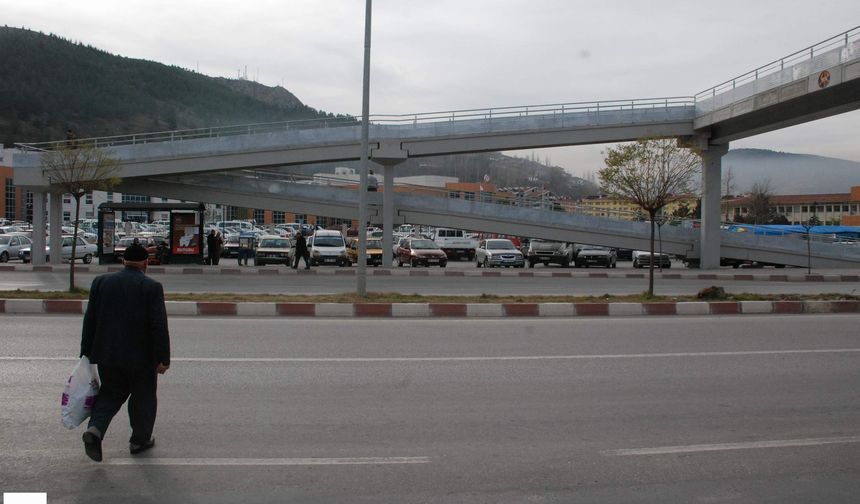 Tokat’ta ‘Karadeniz Usulü’ Üst Geçidi Gören Kaçıyordu: Başkan Yazıcıoğlu Talimat Verdi!