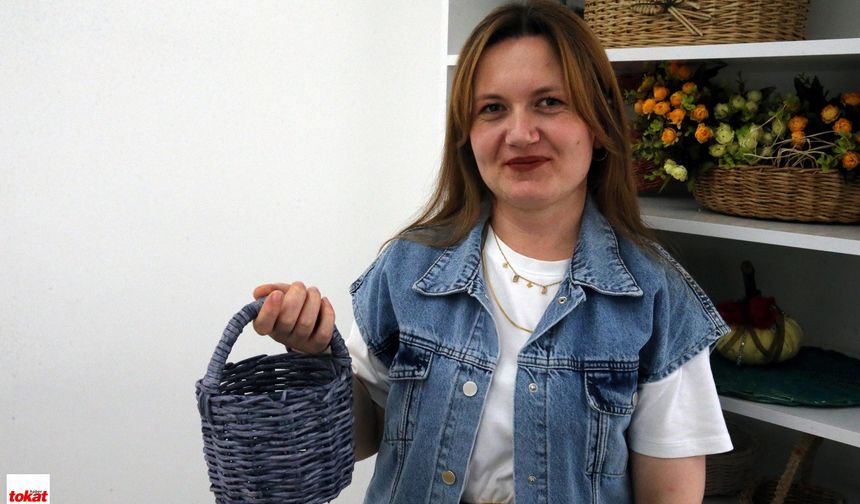 Dededen İlham Aldı, Kağıttan Sepetlerle Hayatını Değiştirdi