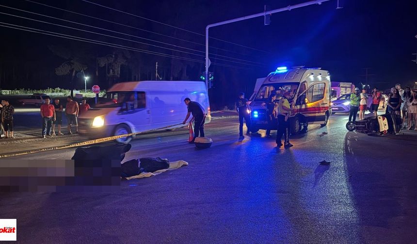 Elektrikli motosikletle tıra çarptı: 45 yaşındaki kadın yaşamını yitirdi