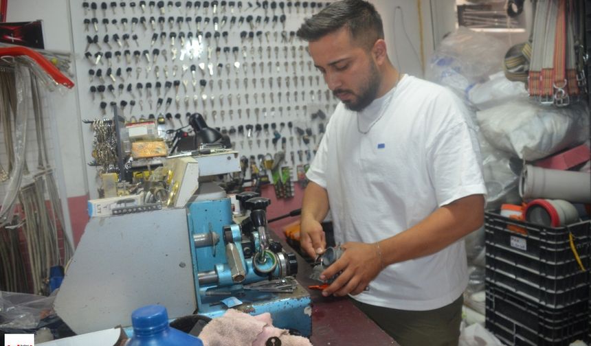 Tokatlı Genç Usta Çilingirlik Mesleğini Teknolojiyle Buluşturdu