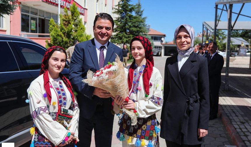 Vali Köklü'den Tokat'ın Tek Kadın Kaymakamına Ziyaret