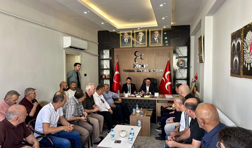 Başkan İpek, Turhal'da düzenlenen istişare toplantısına katıldı