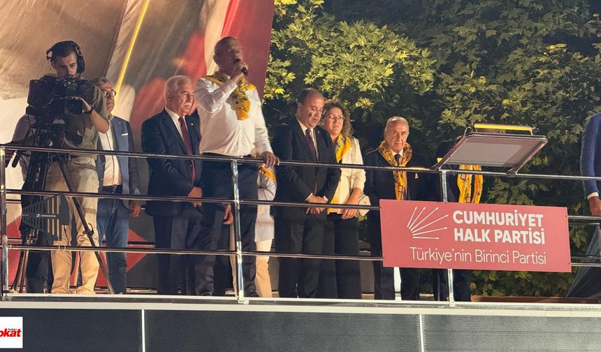 Özgür Özel Tokat’ta konuştu: “Türkiye’nin CHP iktidarına ihtiyacı var”