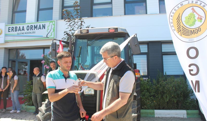 Erbaa’da ORKÖY Desteğiyle Orman Köylüsüne 4 Yeni Traktör Teslim Edildi