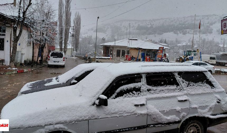 Başçiftlik’te Kar Yağışı Etkili Oluyor: 10 Santimetreye Ulaştı