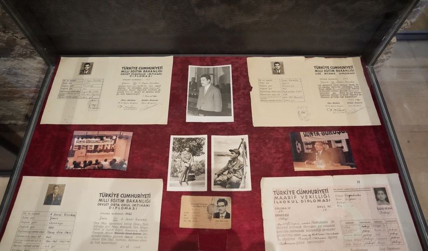 Sezai Karakoç'un Gizli Arşivi İlk Kez Sanatseverlerle Buluştu