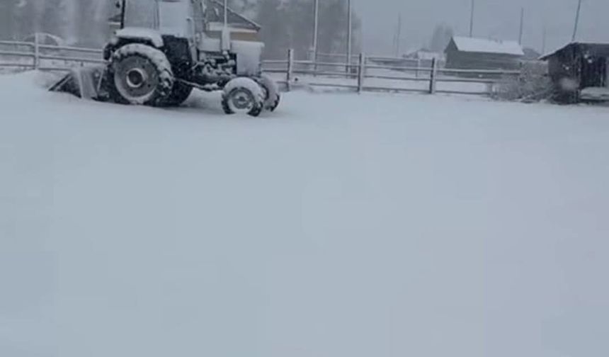Dünyanın En Soğuk Bölgesinde Yaz Değil Kış Geldi Hava Eksi 6 Derece Lapa Lapa Kar Yağdı