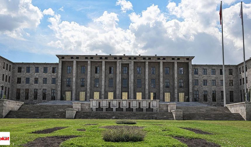 TBMM’de Yoğun Ekim Mesaisi: Sigara, Nafaka ve Sosyal Medyada Yeni Dönem Gündemde