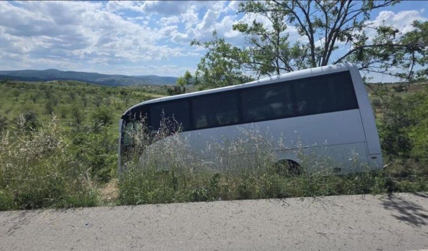 Yolcu Otobüsü Kaza Yaptı: Yaralılar Var