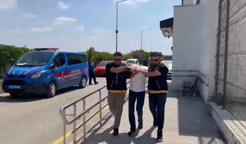 Kadın kılığına girip iş yerine kurşun yağdırdı