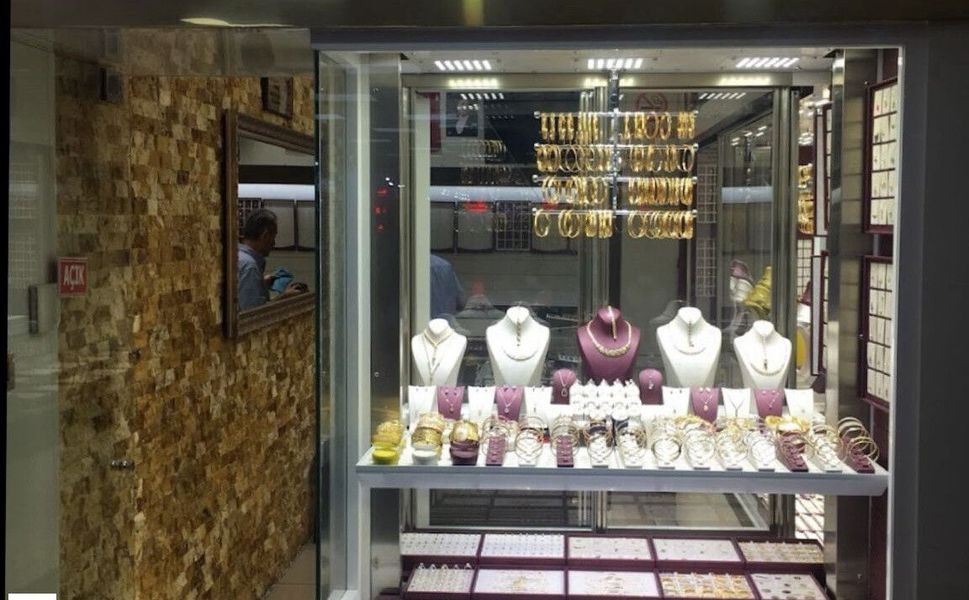 Tokat'taki kuyumcularda yeni dönem: Aynı vitrinde satış artık yasak